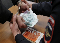 Молоденький ростовский оперативник сам попался в "ловушку", расставляя ее для других 