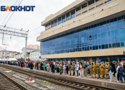 Сезонный пригородный поезд будет доставлять из Ростова в Ейск и обратно