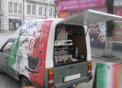 Из кофе-машины в центре Ростова незаконно велась торговля