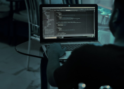 В Ростовской области мошенник выманил у мужчины деньги, представившись его другом