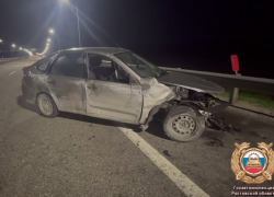 65-летний водитель погиб, протаранив барьер после заноса на трассе под Ростовом