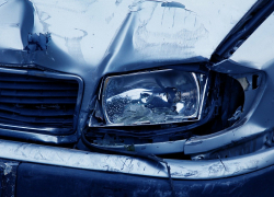 На трассе в Ростовской области иномарка врезалась в автобус