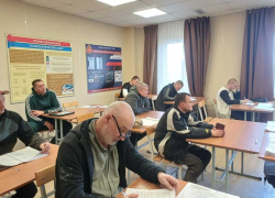 Михайлов: контрактная служба привлекает все больше дончан