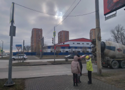 В Ростове водитель бетономешалки сбил подростка