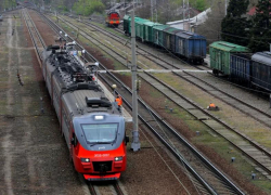 Движение электричек изменится из-за ремонта путей в Ростовской области 