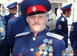 Пожилого атамана жестоко избили «из-за экскрементов» во дворе коттеджа в Ростовской области