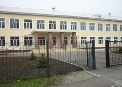 В Ростовской области школьник с ножом устроил резню в школе