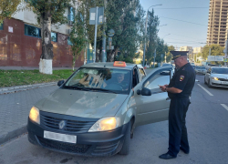 В Ростовской области выявили ряд нарушений в 150 автобусах и такси 