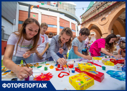 Дети нарисовали природу Ростовской области на 10-метровом полотне