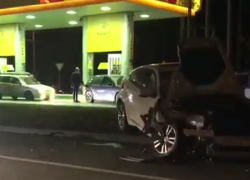 «БМВ X6» мощным тараном отправил в полет китайский внедорожник в Ростове