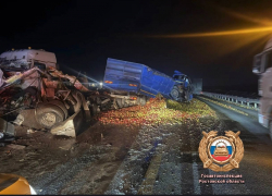 В перевертыше с фурой погиб 54-летний водитель на трассе М-4 «Дон»