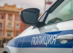 В Ростове водитель иномарки устроил массовое ДТП при попытке скрыться от погони