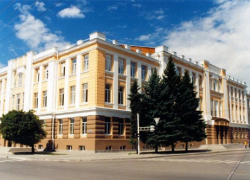 Как трижды горевший театр нашел приют в здании Палаты судебных установлений Новочеркасска