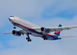 Самолету пришлось вернуться в ростовский «Платов» из-за пассажира с высоким давлением
