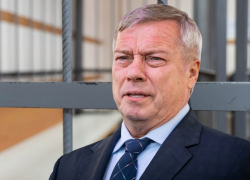 Василий Голубев: после атаки беспилотников на Таганрог здания остались целыми