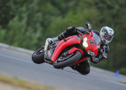 В Ростовской области мотоциклист сбил пытавшегося его остановить ДПС-ника