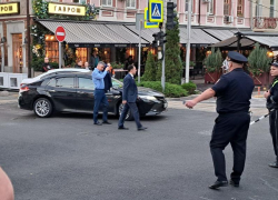 Власти Ростова-на-Дону ввели режим ЧС на месте падения беспилотника