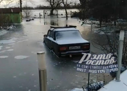 Станицу Елизаветинскую затопило в Ростовской области