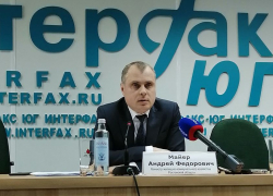 «Голубев, "слив" Майера, сыграл на опережение»: эксперты об увольнении министра ЖКХ области