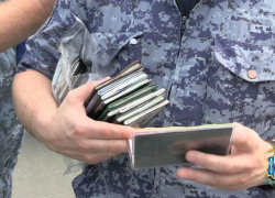 В Ростовской области на складе Ozon обнаружили 64 нелегальных мигранта