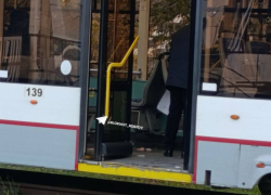 В Ростове задержан мужчина, ранивший пассажира трамвая ножом