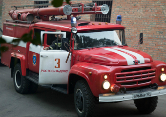 В Ростовской области пожар в гараже унес жизни двух мужчин