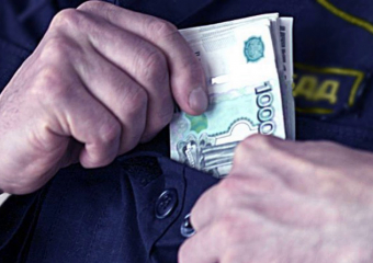 На Дону завели дело на командира Госавтоинспекции за посредничество во взяточничестве