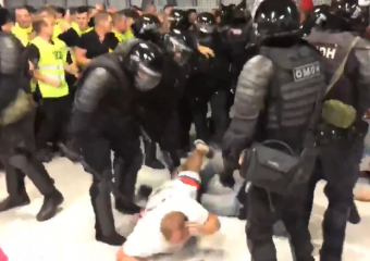 ОМОН избил болельщиков «Спартака» после матча с «Ростовом»