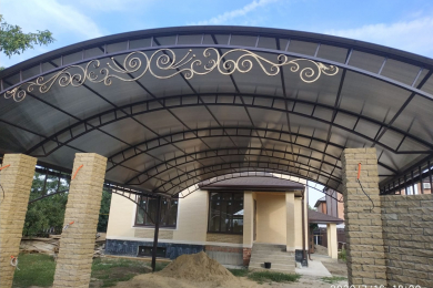 Металлические навесы с двойным запасом прочности под ключ. - 