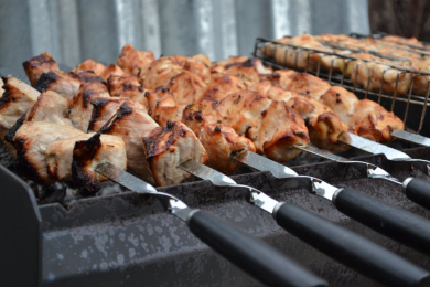 Вкусная еда. Блюда на мангале. Кафе «Пятилетка».