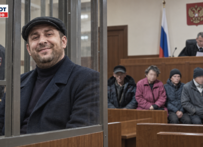 «Кормили как свиней»: что раскрылось во время первого суда над рабовладельцем из Славы Труда 