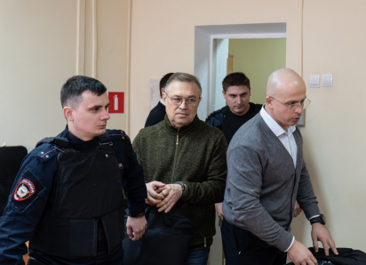 Виктор Гончаров хотел из суда уехать в больницу, а трое других подсудимых частично признали вину