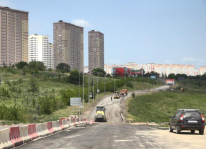 На Вавилова в Ростове завершили переустройство огромного водовода: что теперь начнется на дороге