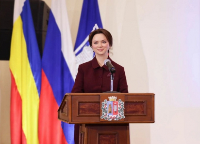 Лидия Новосельцева предложила ростовским депутатам погулять на Масленицу, чтобы не быть грустными