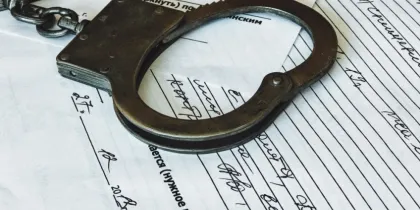 Полицейский отделался условкой за получение взяток от бизнесменов в Ростовской области 