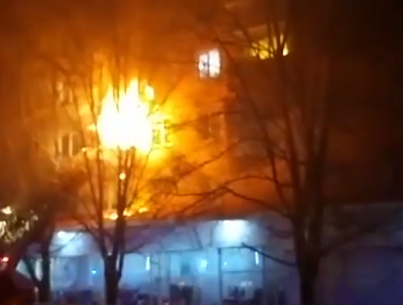 Два человека погибли в ночном пожаре в Ростовской области