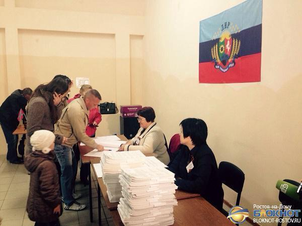 В Ростовской области открылись избирательные участки на выборах ДНР и ЛНР. Фоторепортаж