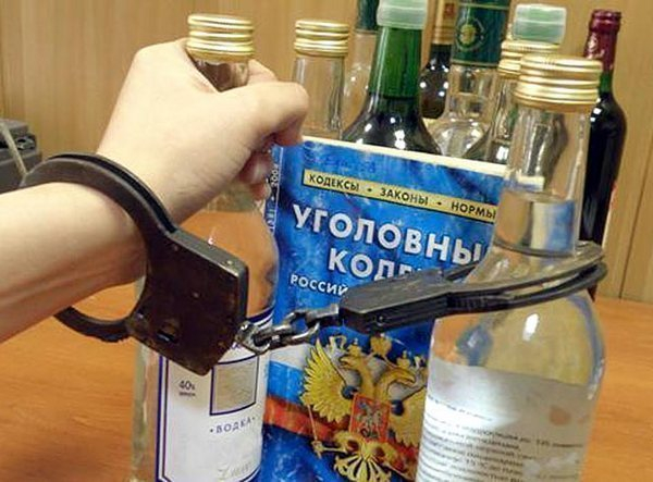 В Ростовской области депутата подозревают во взятке за несоставление протокола о продаже алкоголя несовершеннолетним