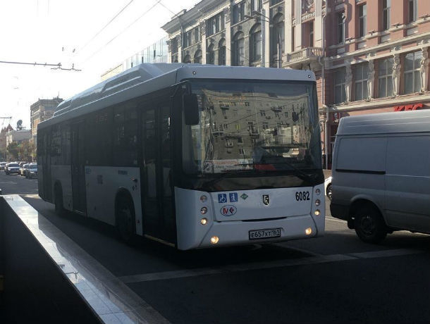 Бесплатные пересадки на общественном транспорте в течение часа предложили сделать в Ростове
