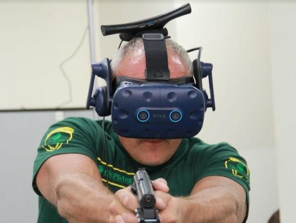 Инкассаторов Сбербанка тренируют при помощи VR-технологий