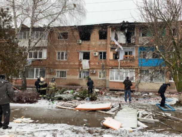 Семьям погибших от взрыва газа в Азове выплатят по миллиону рублей