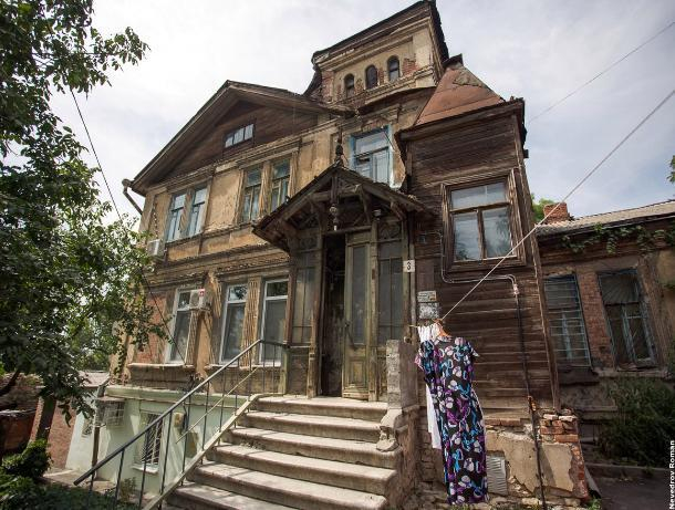 В Ростове могут учесть опыт Москвы и Петербурга при ремонте исторических фасадов