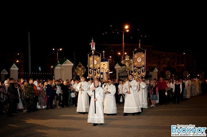 Донские православные отмечают праздник Великой Пасхи