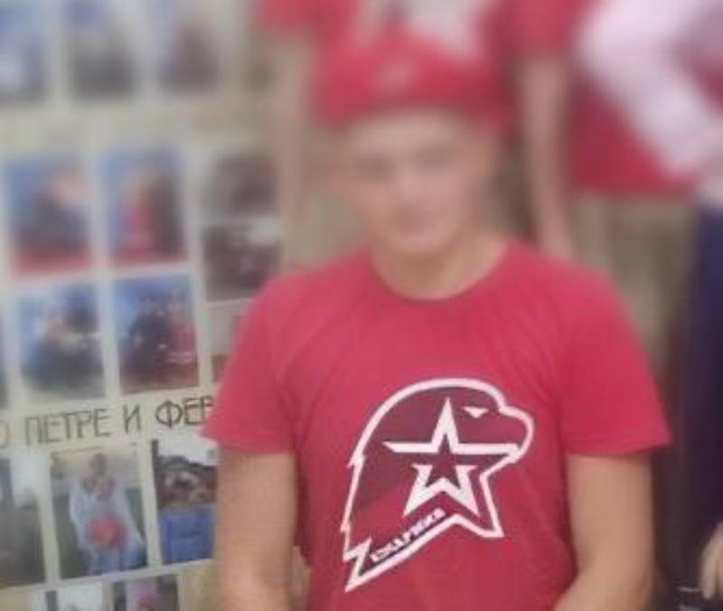 «Хороший друг, но мог проявить агрессию»: что известно о школьнике, устроившем поножовщину в школе в Ростовской области
