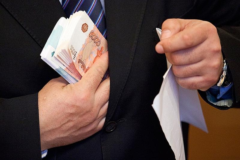 В 2022 году средний размер взятки в Ростовской области вырос почти в три раза