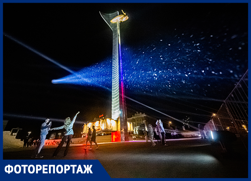 Небо над Ростовом осветили «Лучи Победы»
