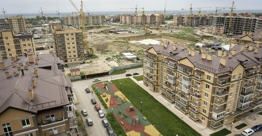 Власти выделят 100 млн. рублей на достройку домов обманутых дольщиков