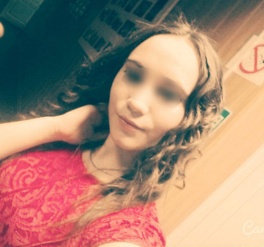 За гаражными постройками нашли задушенную 15-летнюю школьницу из Ростовской области