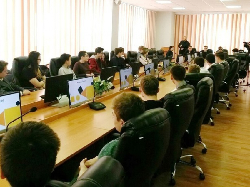 В Ростове школьники проходят отбор на обучение в Яндекс.Лицей