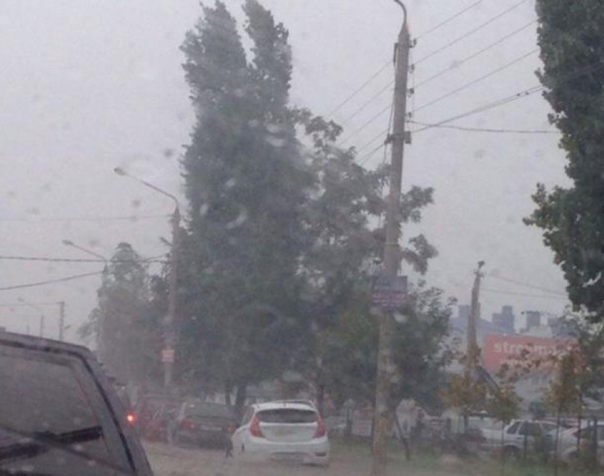 В Ростовской области снова штормовое предупреждение